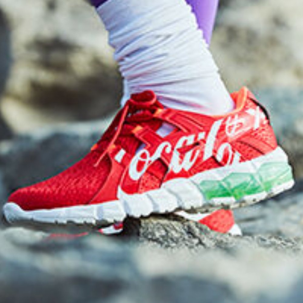 Asics Coca-Cola x Gel Quantum 90 TYO Red